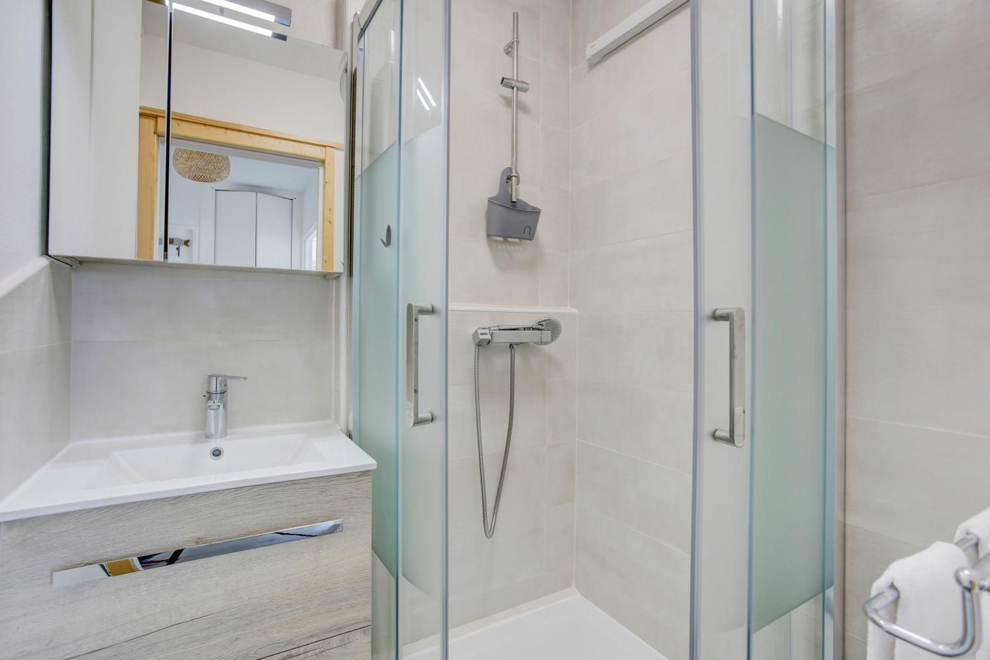 L'Emerillon - Appt A 200M De La Plage Сен-Каст-ле-Гильдо Экстерьер фото